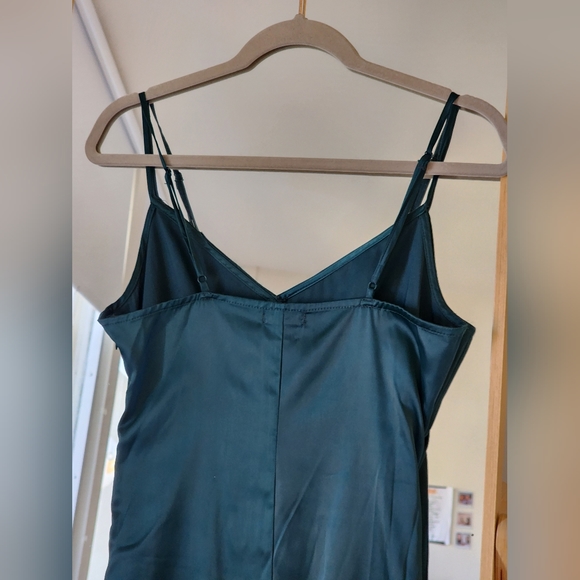 Emerald Green Slip Midi Dress - Picture 4 of 4